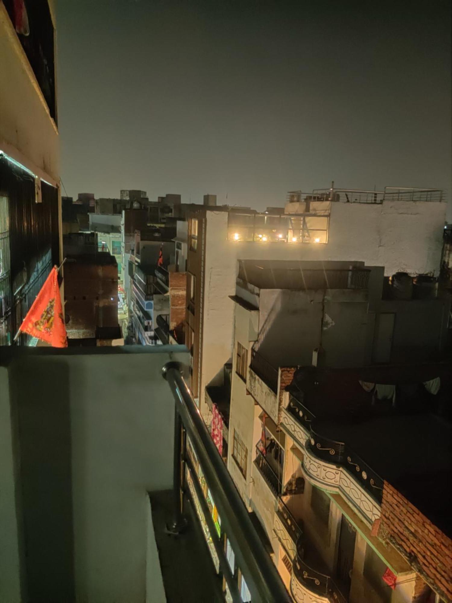 Madhuri Guest House Varanasi Exterior foto